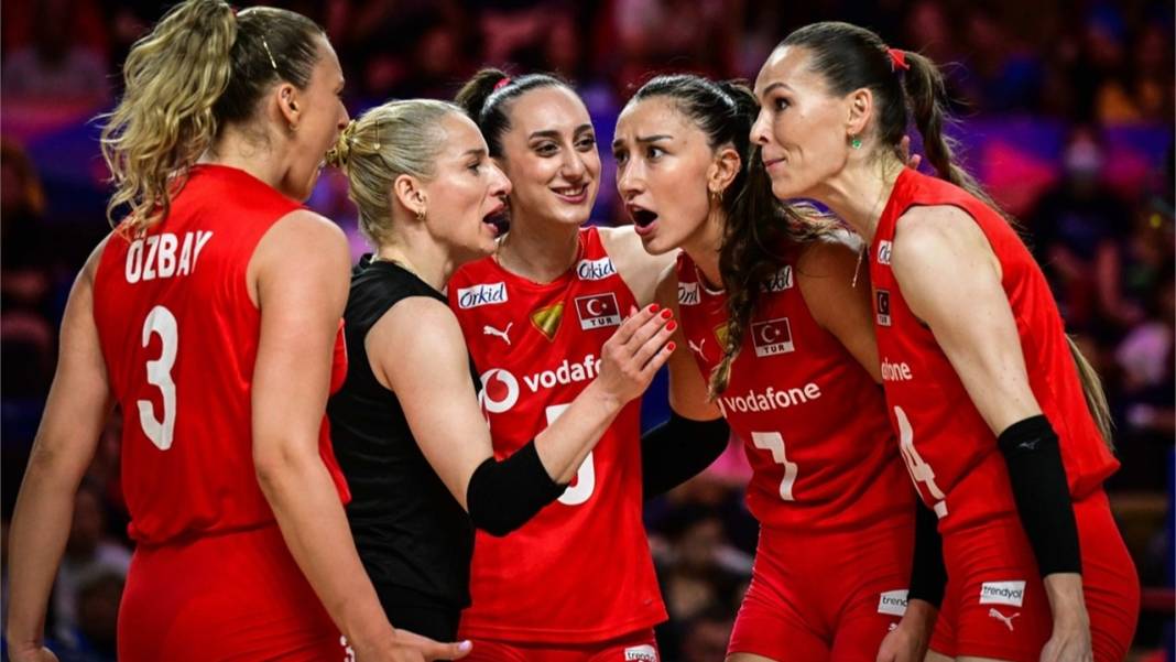 Eda Erdem'in yerine Cansu Özbay 1